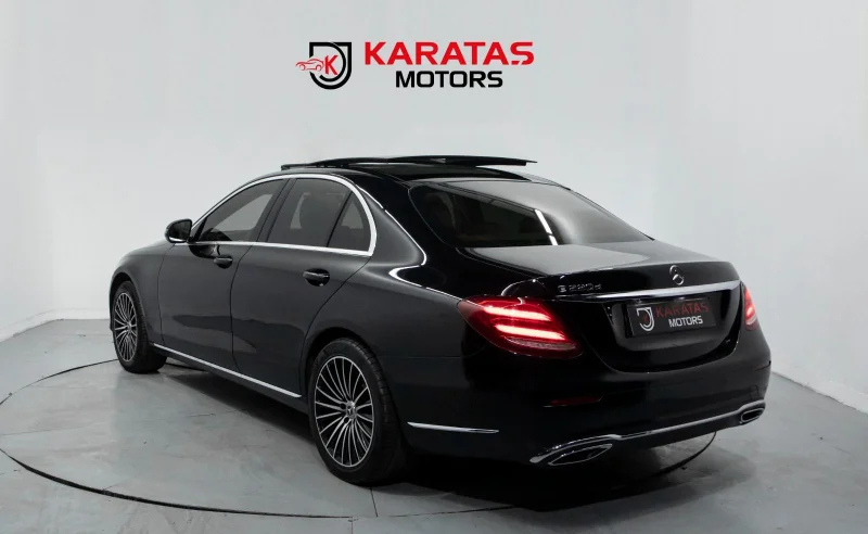 MERCEDES -BENZ E 220 d