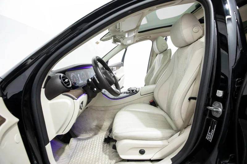 MERCEDES -BENZ E 220 d