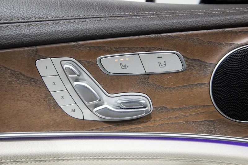 MERCEDES -BENZ E 220 d