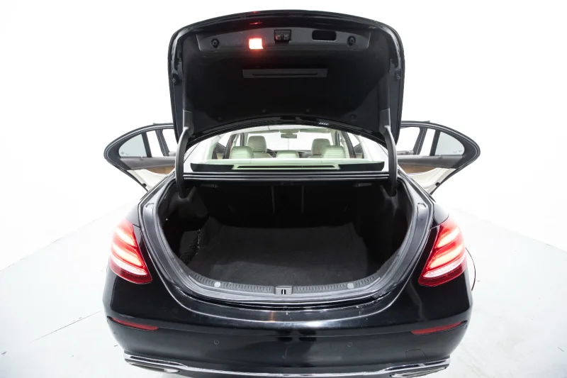 MERSEDES BENZ 2017 MODEL E180