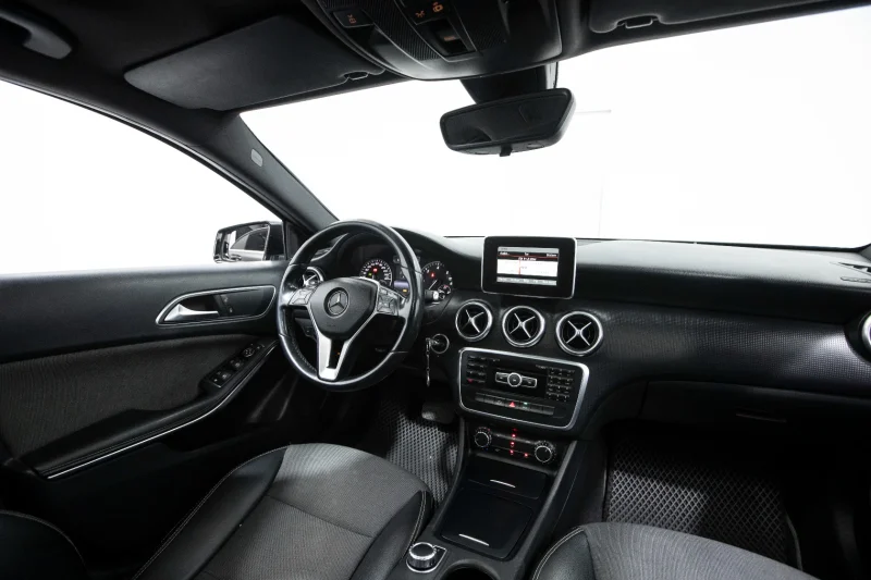 Mercedes - Benz A 180