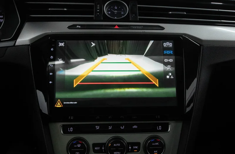 VOLKSWAGEN​ 2016 PASSAT 1.6 TDI