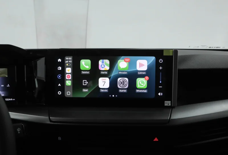 opel frontra 1,2 hibrit 2025