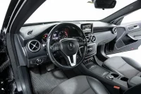 Mercedes - Benz A 180
